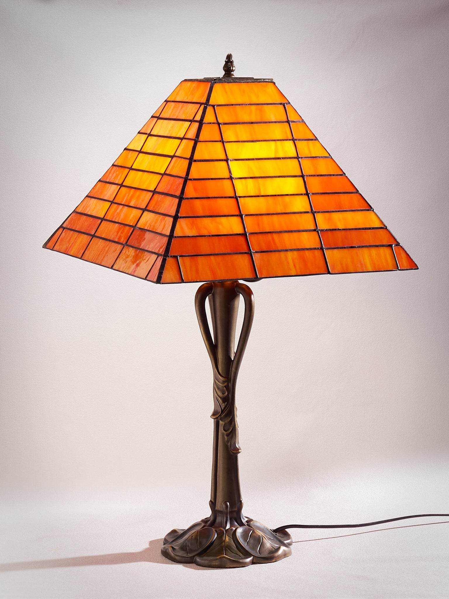 Imperial Flame Monument - Lamp