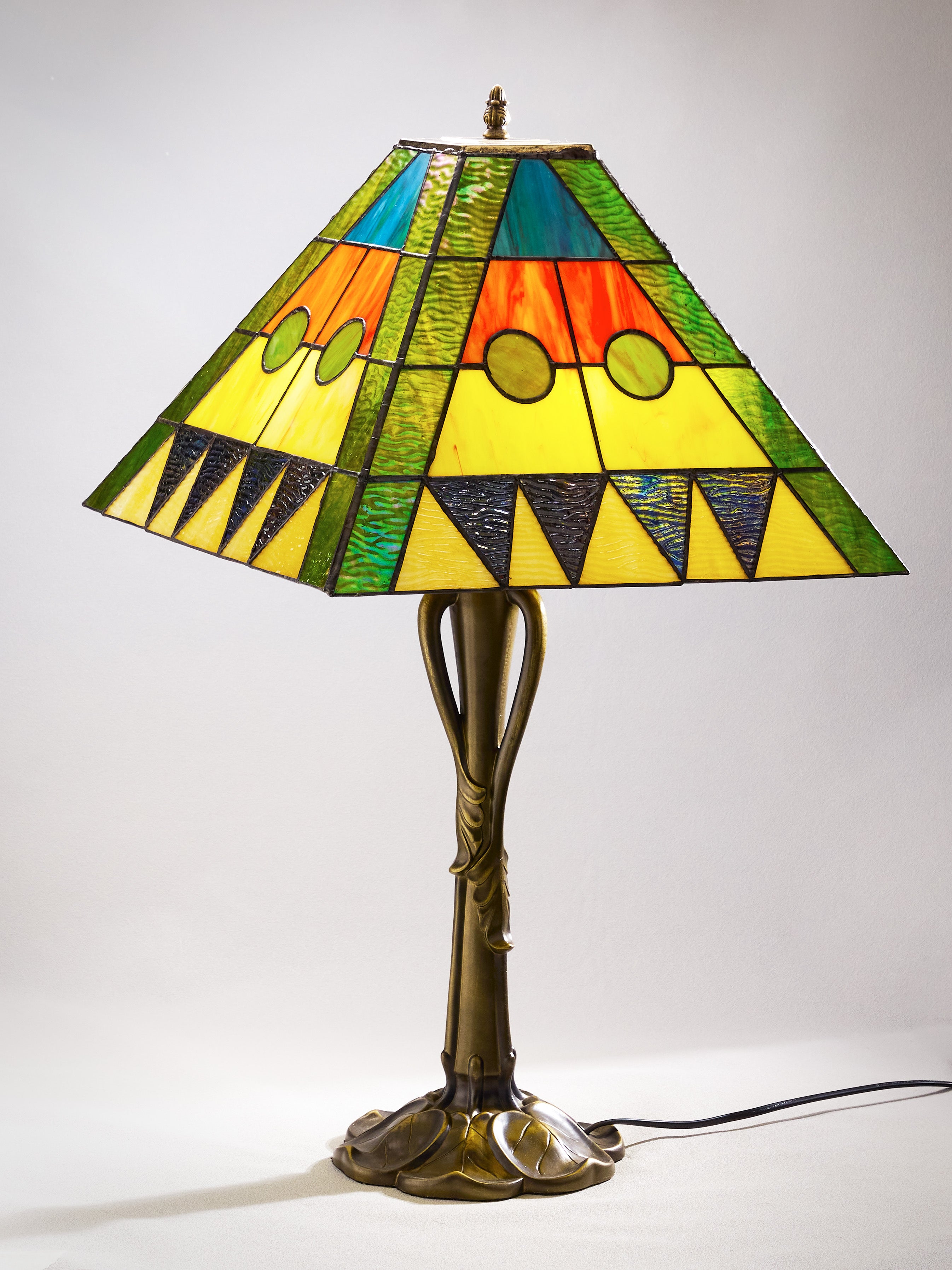 Pyramid's Watch - Lamp